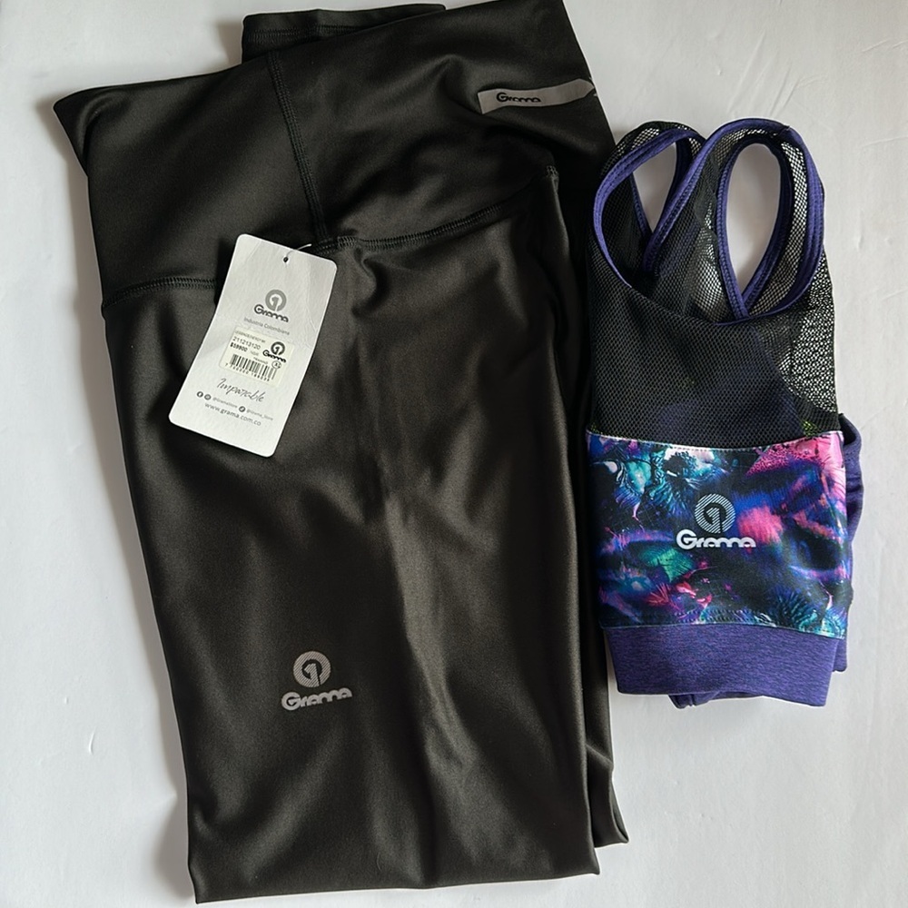 Grama Leggings Women’s Set (Top&Bottom) Black. - Picture 16 of 17